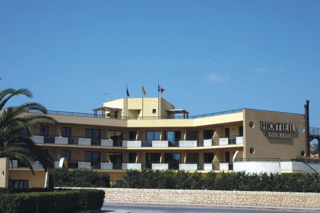 Andrea Doria Hotel Marina di Ragusa Dış mekan fotoğraf
